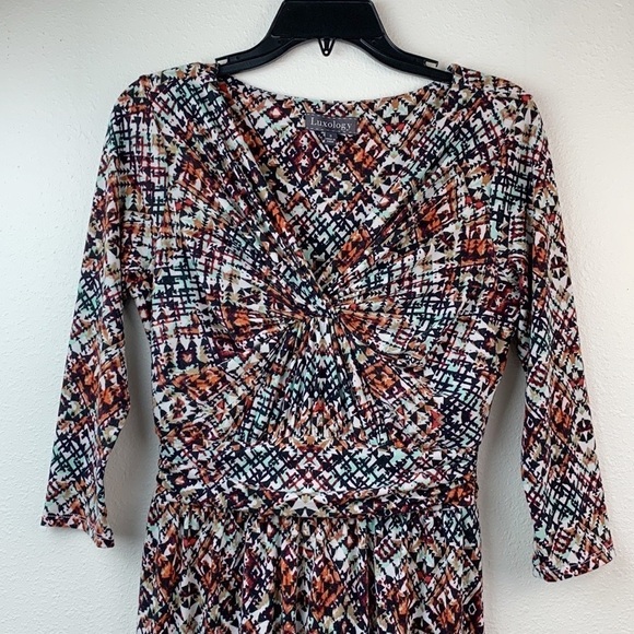 Luxology V neck cummerbund waist soft jersey knit printed maxi dress long sleeve - Picture 2 of 11